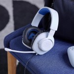 JBL by HARMAN Quantum 100P για Gaming ,Wired 3.5mm Jack, Over-Head Ενσύρματα ακουστικά με αποσπώμενο BOOM μικρόφωνο - Λευκό/Μπλε - JBLQ100PWHTBLU