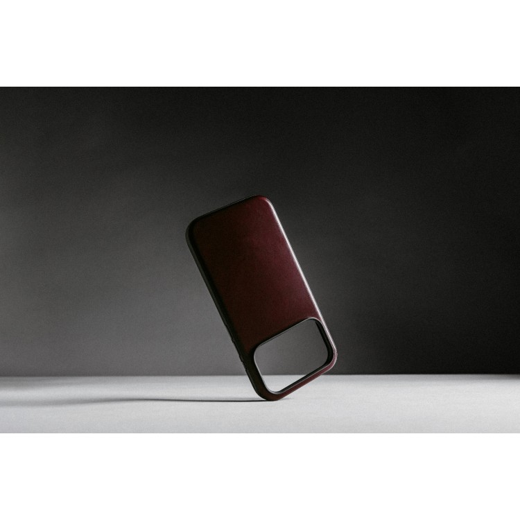 NOMAD θήκη δερμάτινη Modern Horween MagSafe για Apple iPhone 17 PRO 6.3 2025 - burgundy ΚΑΦΕ - NM011857858