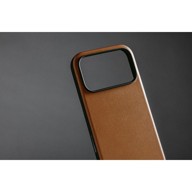 NOMAD θήκη δερμάτινη Modern MagSafe για Apple iPhone 17 Pro 6.3 2025 - English Tan ΚΑΦΕ - NM014315858