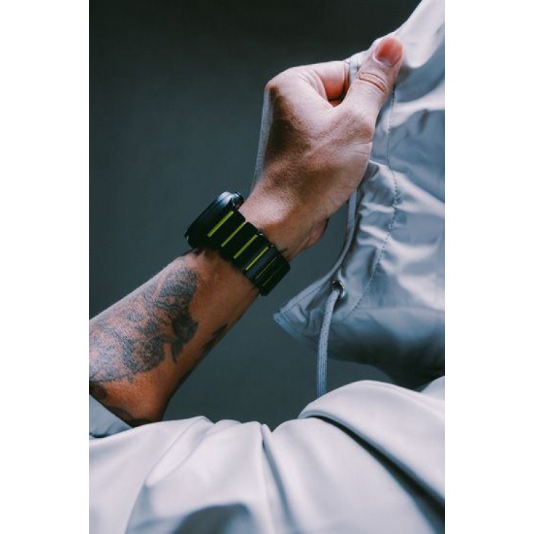 Nomad Stratos Titanium Grade 4 BAND FKM Μπρασελέ Μεταλλικό για Apple Watch SERIES - 42/44/45/46/49mm ULTRA 1/2/3 - ΜΑΥΡΟ ΤΙΤΑΝΙΟ / Volt LIME - NM011130858