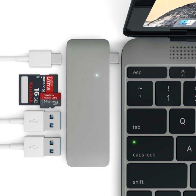 Satechi USB-C Passthrough Hub Adapter 4X Θύρες USB-A 3.0 Αλουμινίου, 5-σε-1 - ΓΚΡΙ - SA-ST-TCUPM