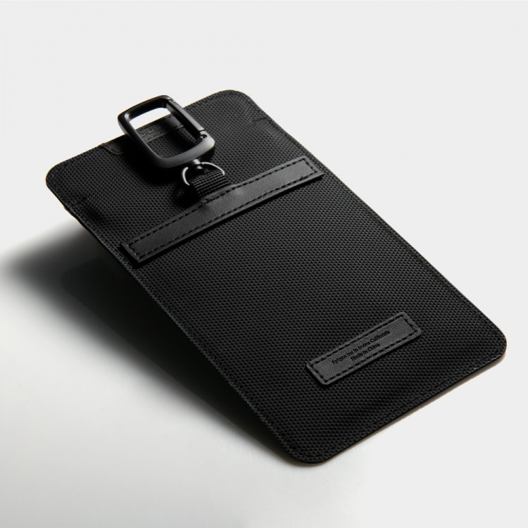 Spigen Klasden Πορτοφόλι,  RFIDShield Προστασία (CarKey) , KEYLESS RFID SIGNAL BLOCKER - ΜΑΥΡΟ - AFA03754