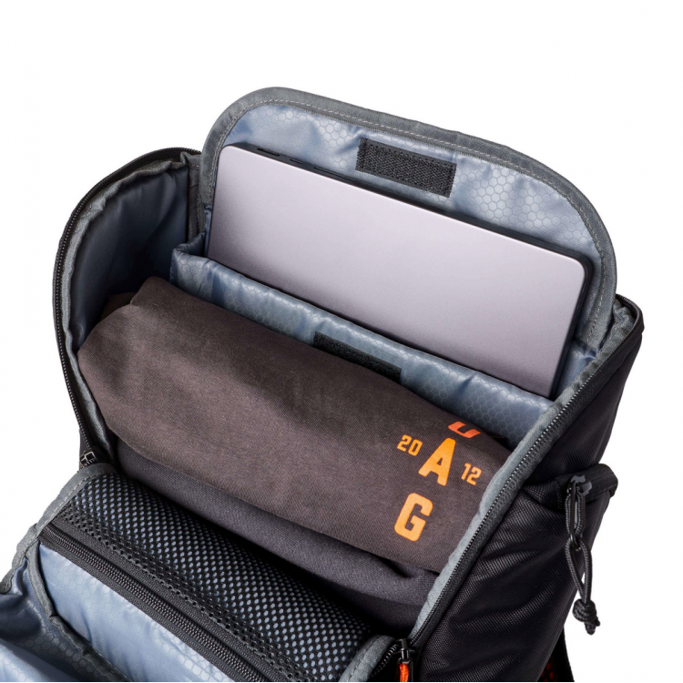 UAG Civilian Σακιδιο Πλάτης 20L για Notebook 16/MACBOOK PRO 16 - ΜΑΥΡΟ /ΠΟΡΤΟΚΑΛΙ - 984174114097