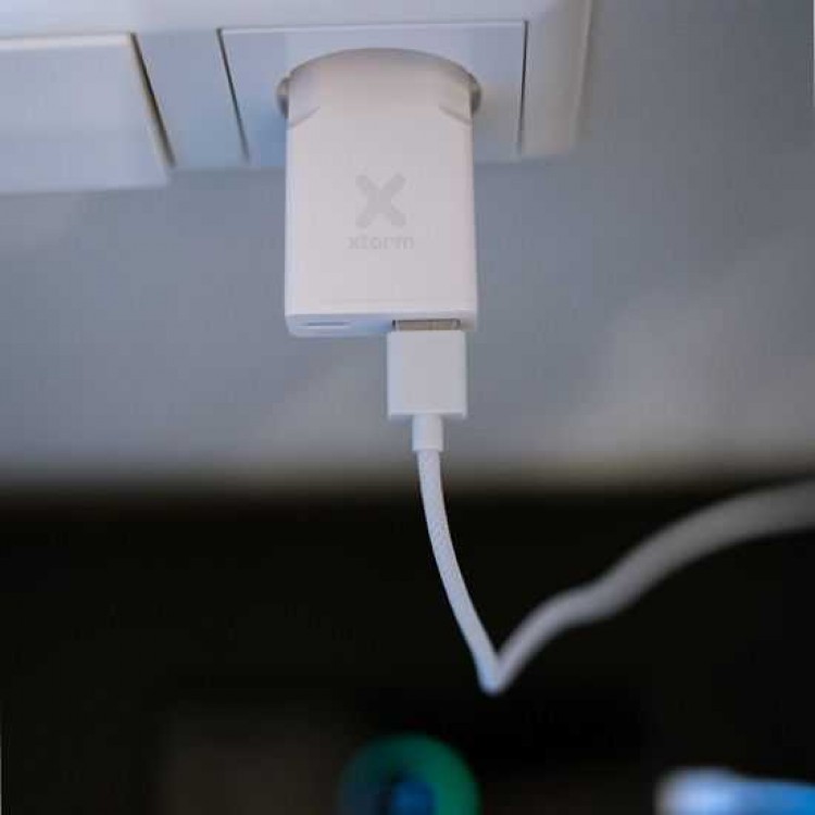 Xtorm AC Φορτιστής οικιακός Go2 SlimLine 33W, USB-C PD και USB-A, QC 3.0. PPS - ΛΕΥΚΟ - XT-XG2SL033